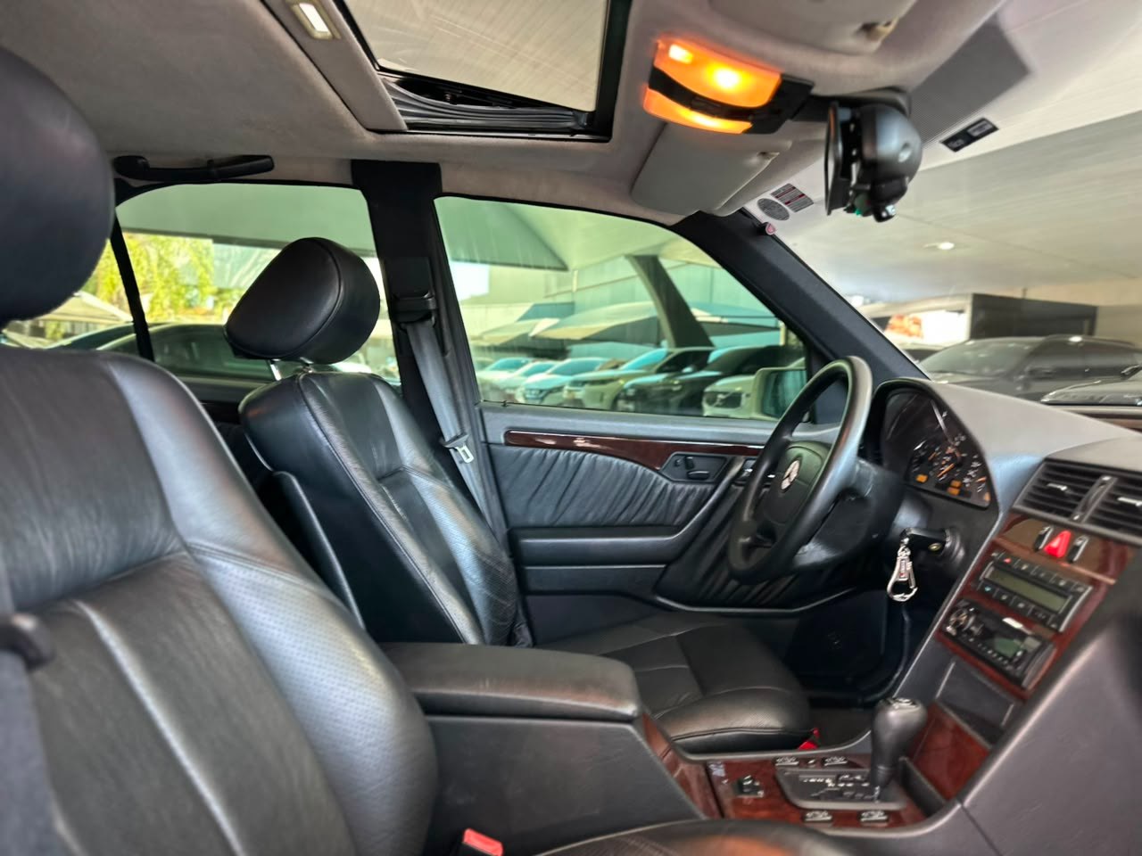 MERCEDES-BENZ C 280 2.8 6 CILINDROS 4P ELEGANCE AUTOMÁTICO