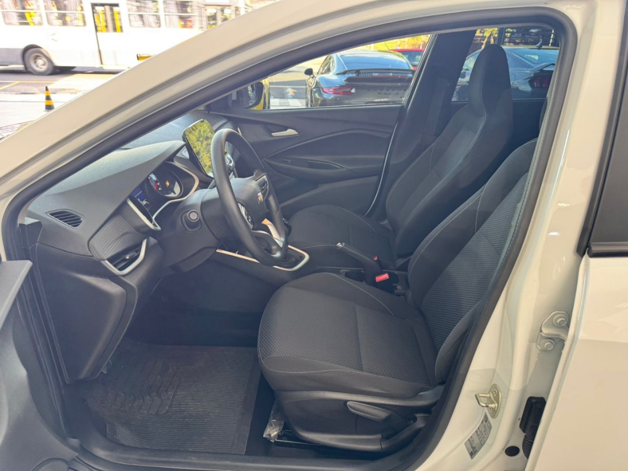 CHEVROLET Onix Sedan 1.0 12V 4P FLEX LT PLUS TURBO