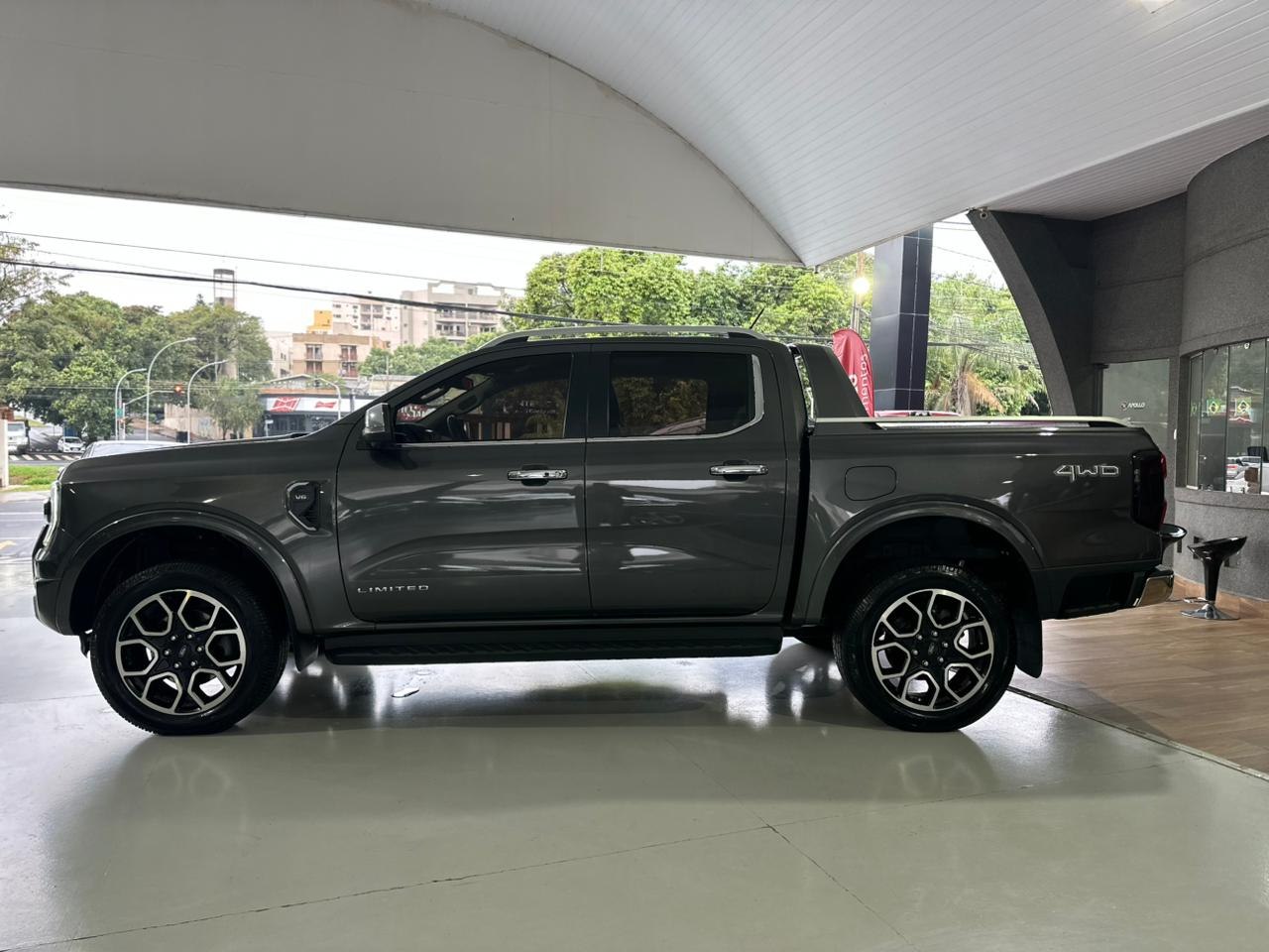FORD Ranger 3.0 V6 4X4 LIMITED PLUS TURBO DIESEL CABINE DUPLA AUTOMÁTICO
