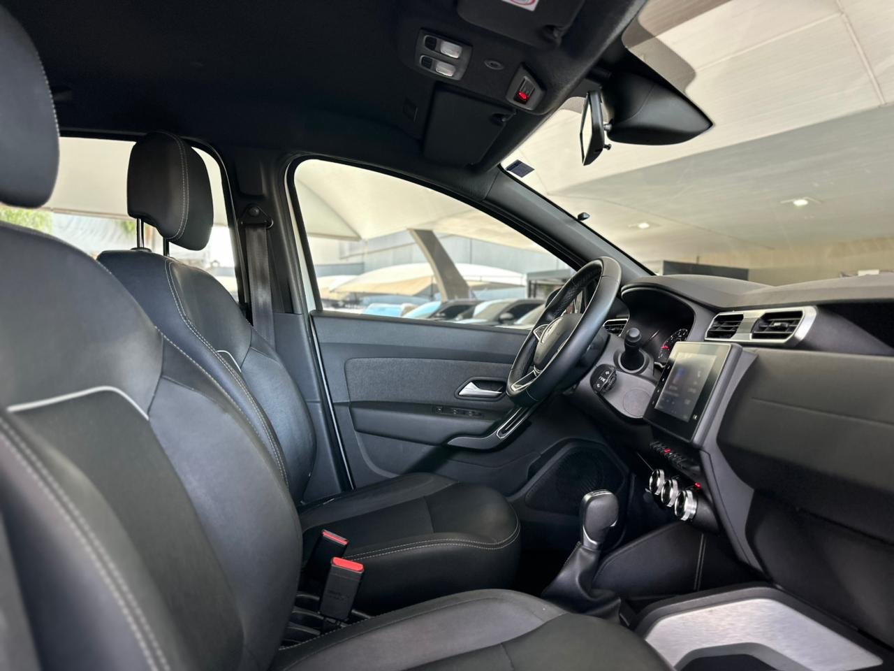 RENAULT Duster 1.6 16V 4P FLEX SCE ICONIC X-TRONIC AUTOMÁTICO