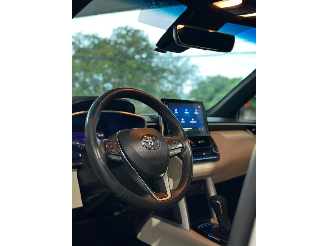 TOYOTA Corolla Cross 1.8 16V 4P FLEX VVT-I HYBRID XRX AUTOMÁTICO CVT