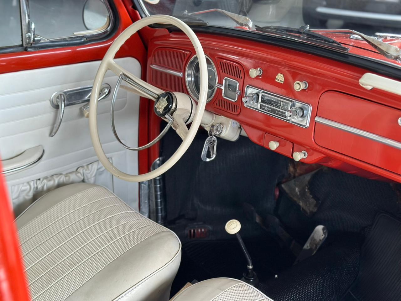 VOLKSWAGEN Fusca 1300