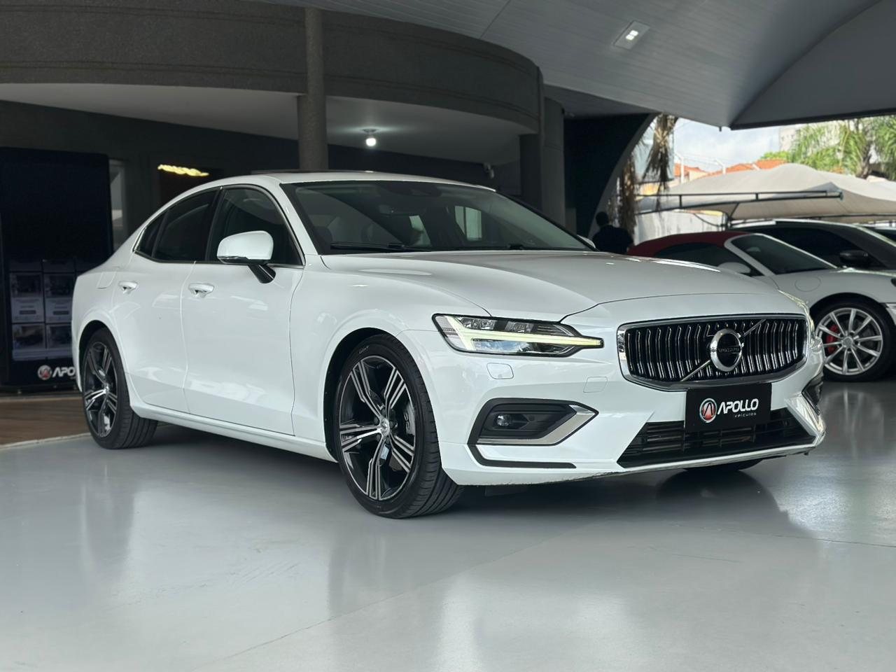 VOLVO S60 2.0 4P T5 INSCRIPT TURBO AUTOMÁTICO