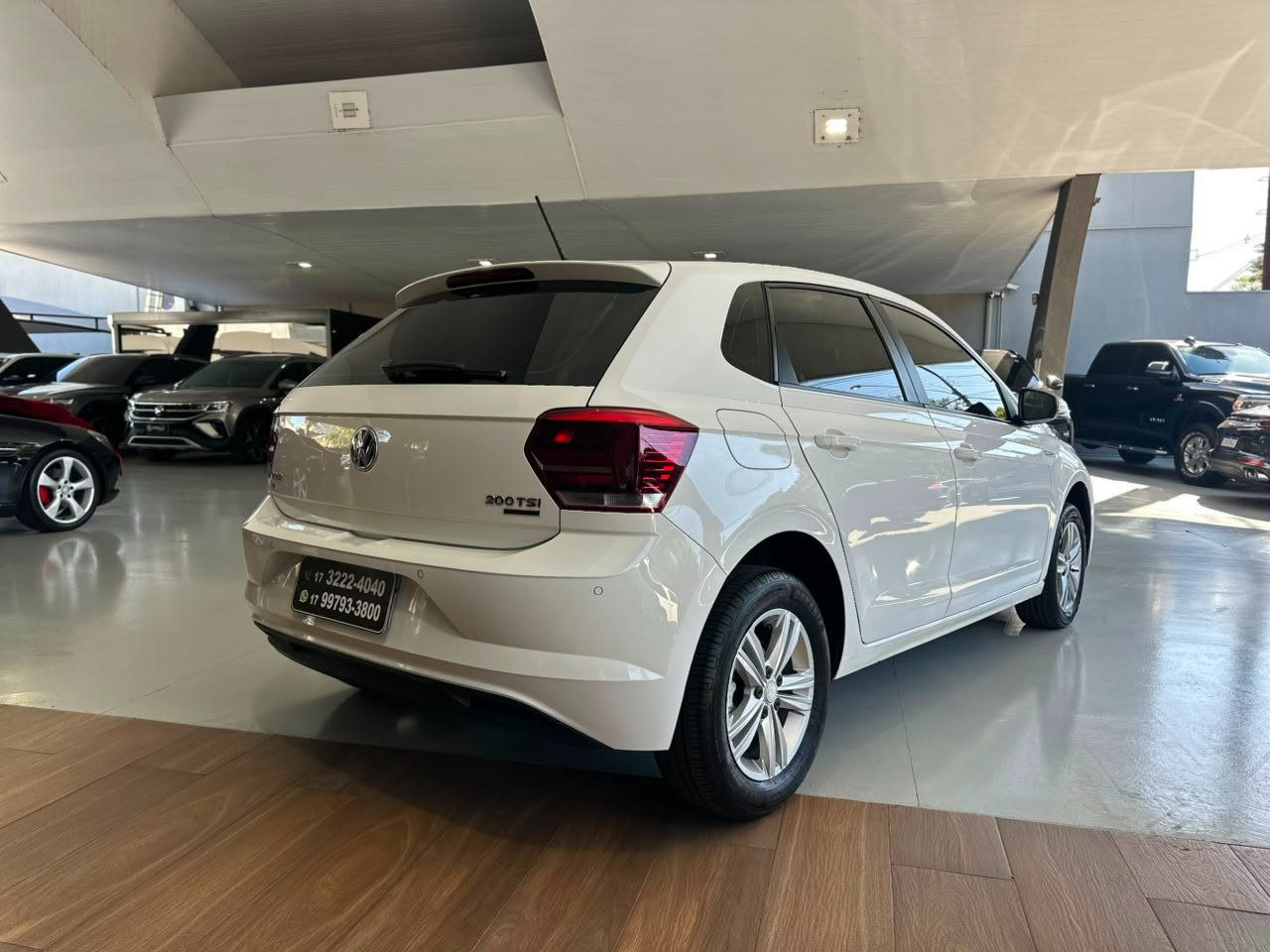 VOLKSWAGEN Polo Hatch 1.0 12V 4P 200 TSI COMFORTLINE