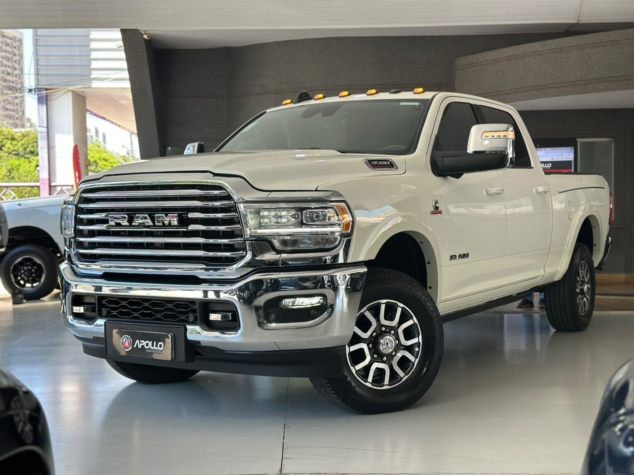 3500 6.7 I6 LIMITED LONG HORN CABINE DUPLA 4X4 TURBO DIESEL AUTOMÁTICO