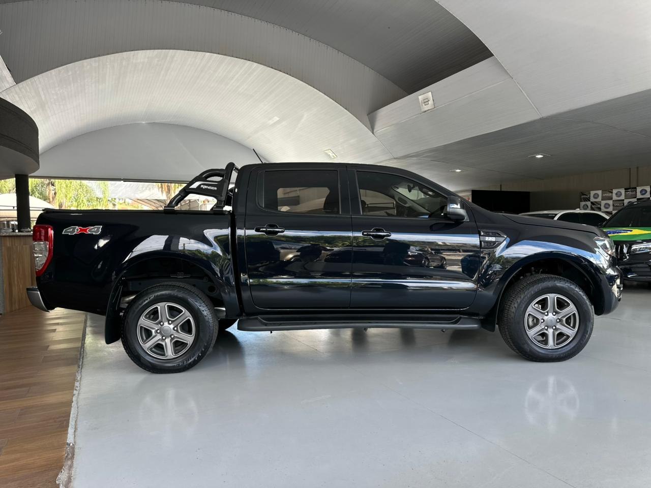 FORD Ranger 2.2 16V XLS DIESEL 4X4 CABINE DUPLA