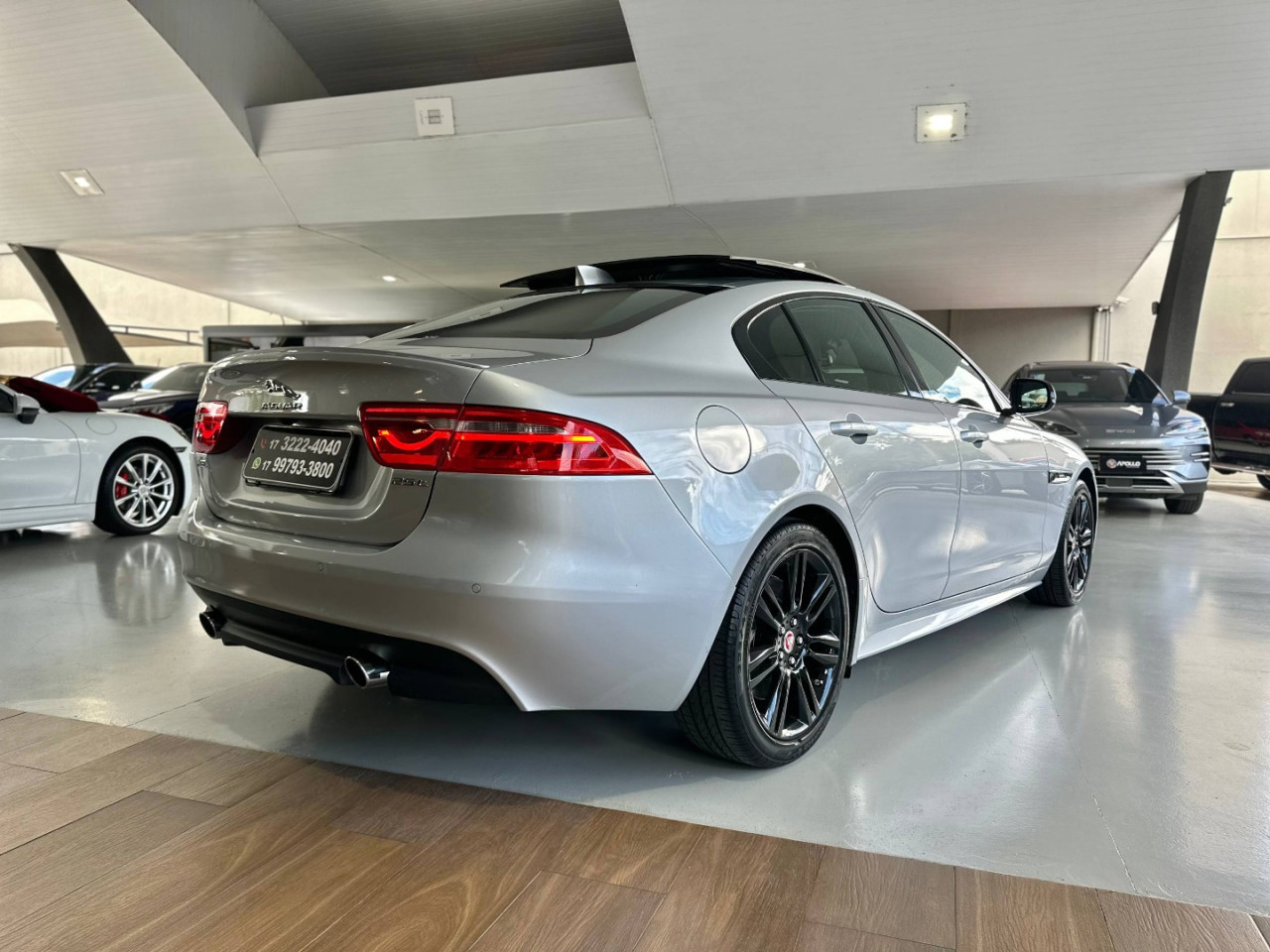 JAGUAR XE 2.0 16V 4P SI4 R-SPORT TURBO AUTOMÁTICO