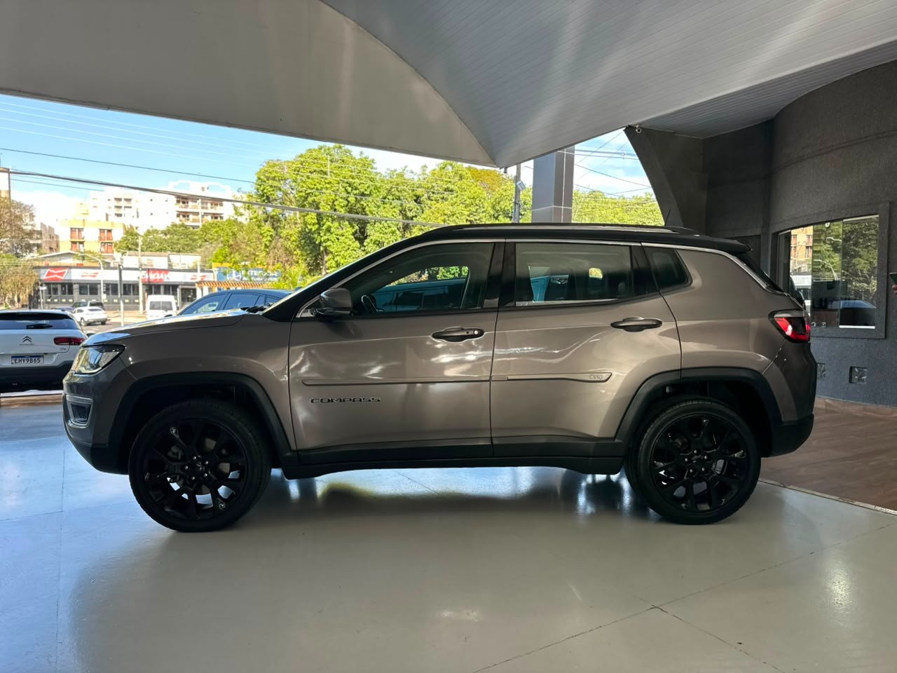 JEEP Compass 2.0 16V 4P 350 LIMITED 4X4 TURBO DIESEL AUTOMÁTICO