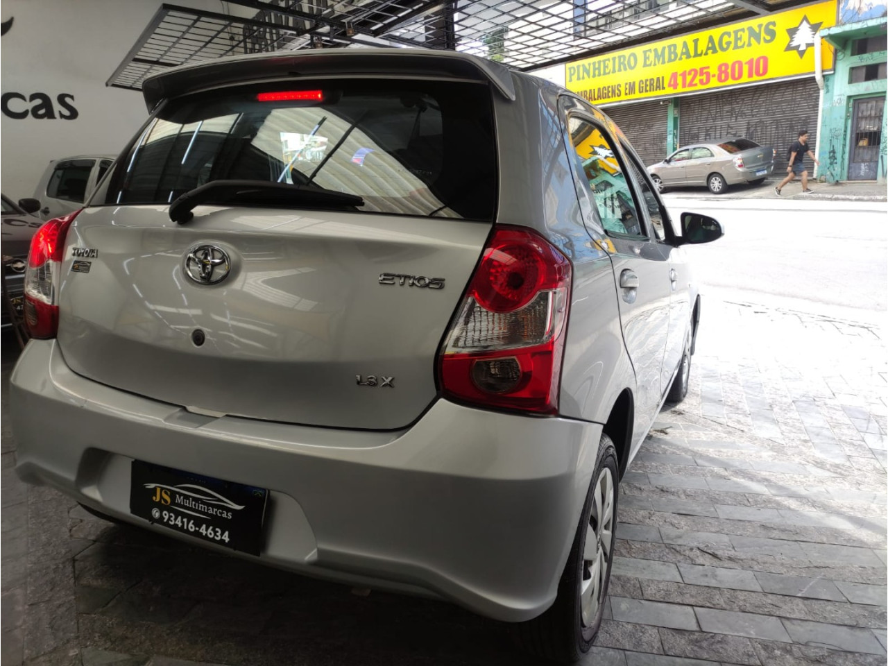 Etios Hatch 1.3 16V 4P FLEX X