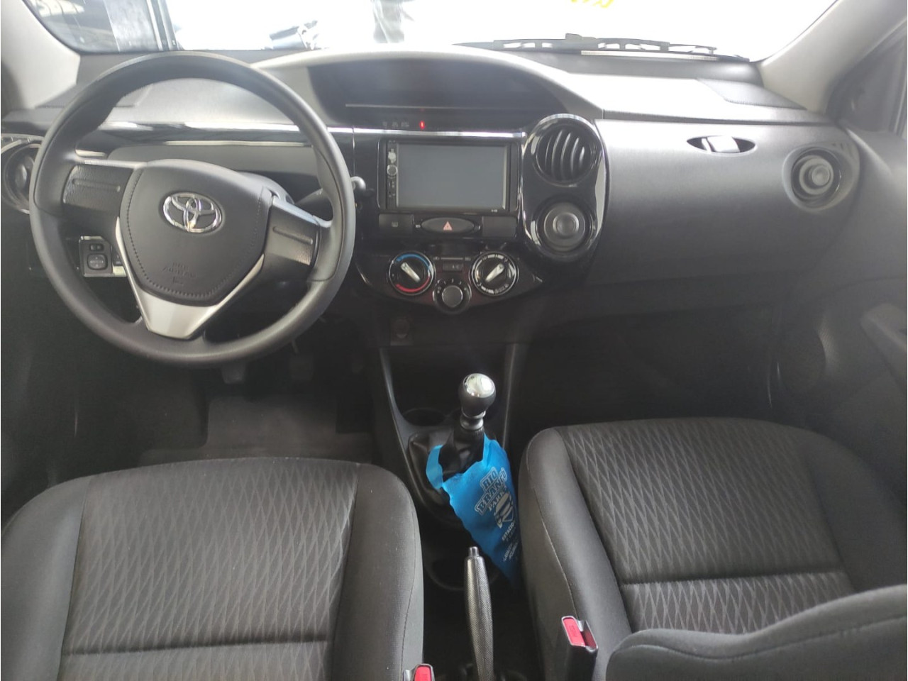 Etios Hatch 1.3 16V 4P FLEX X