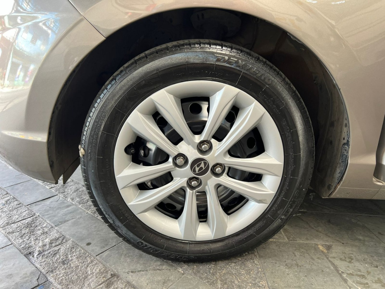 HB 20 Sedan 1.0 12V 4P FLEX VISION