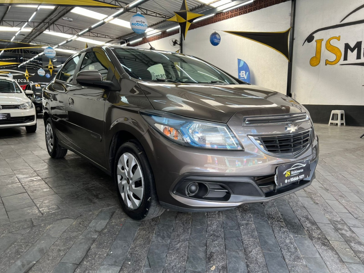 Prisma 1.4 4P LT FLEX AUTOMÁTICO