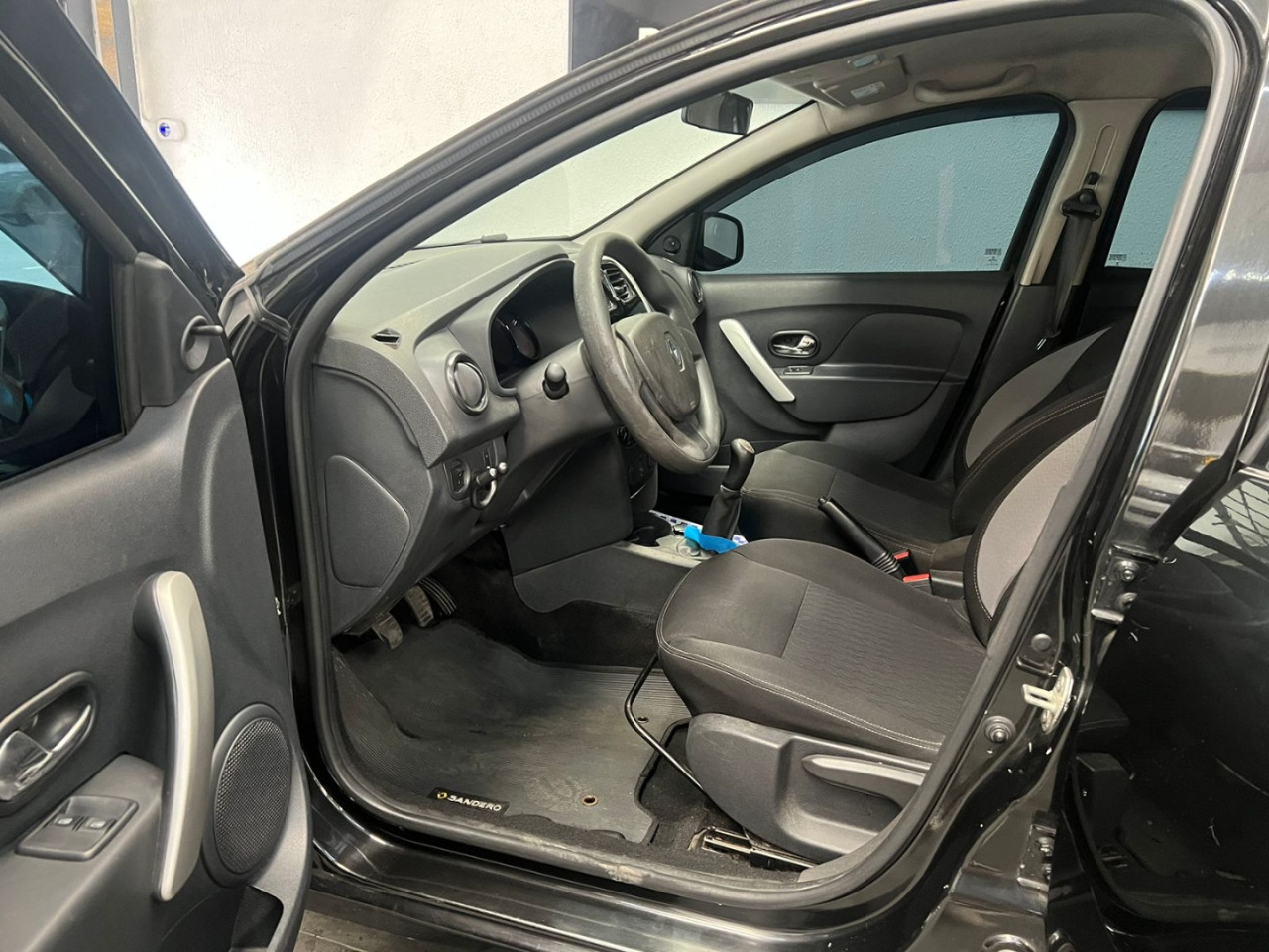 Sandero 1.0 4P EXPRESSION