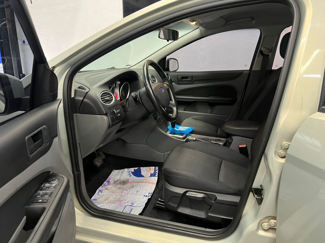 Focus Hatch 2.0 16V 4P FLEX AUTOMÁTICO