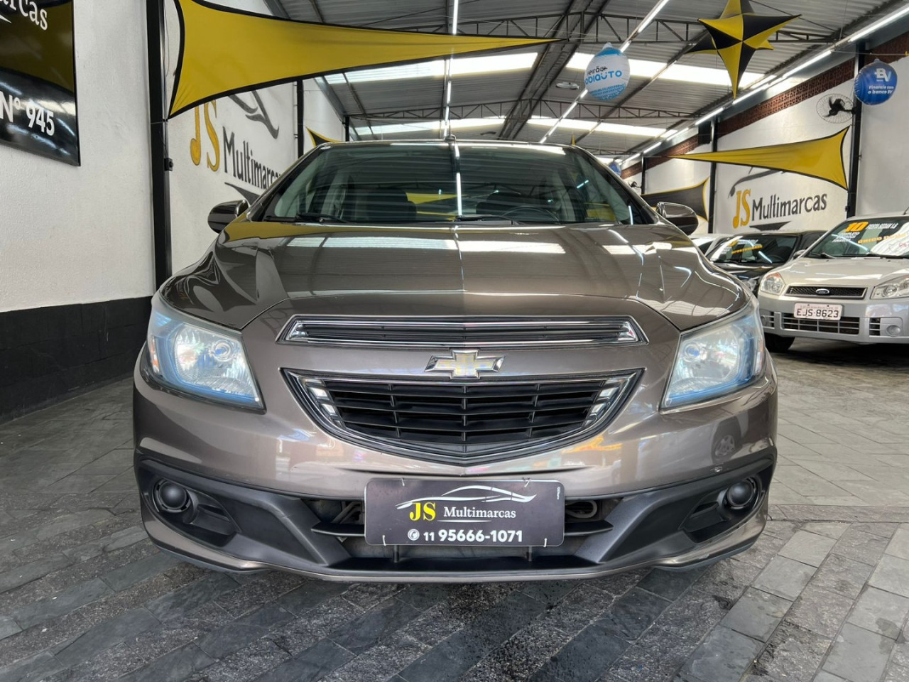 Prisma 1.4 4P LT FLEX AUTOMÁTICO