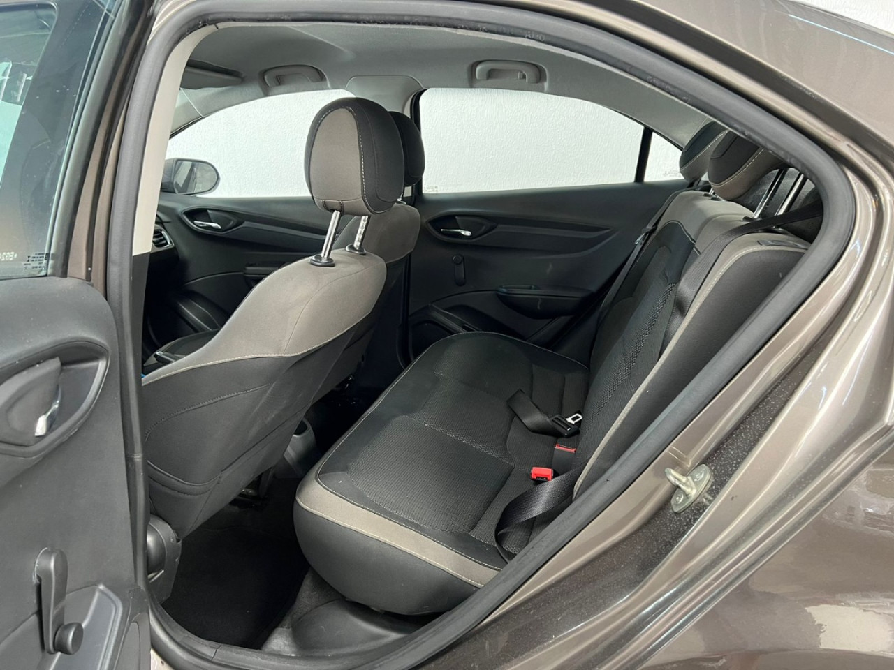 Prisma 1.4 4P LT FLEX AUTOMÁTICO