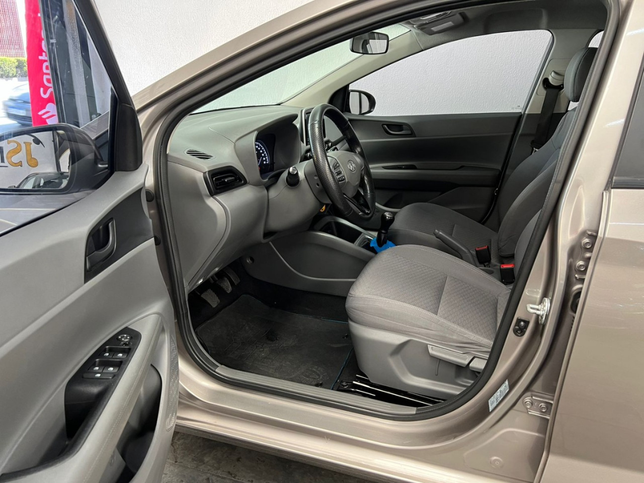 HB 20 Sedan 1.0 12V 4P FLEX VISION