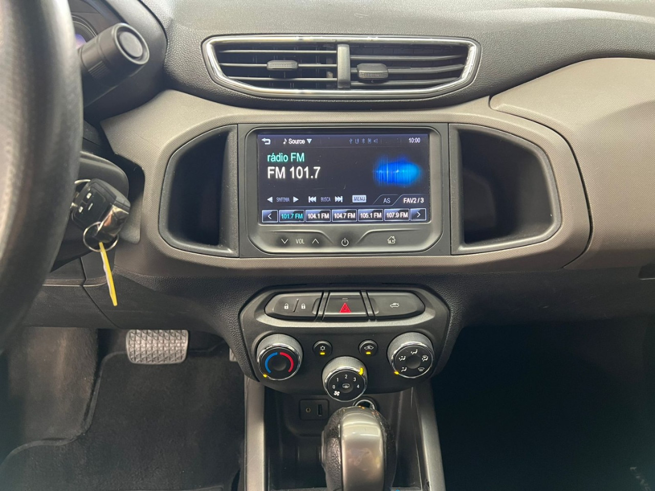 Prisma 1.4 4P LT FLEX AUTOMÁTICO