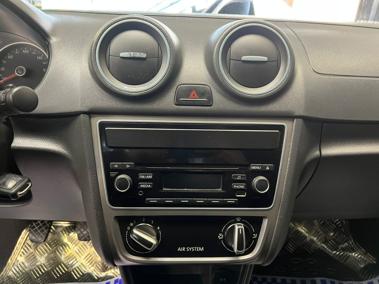 Saveiro 1.6 G6 FLEX