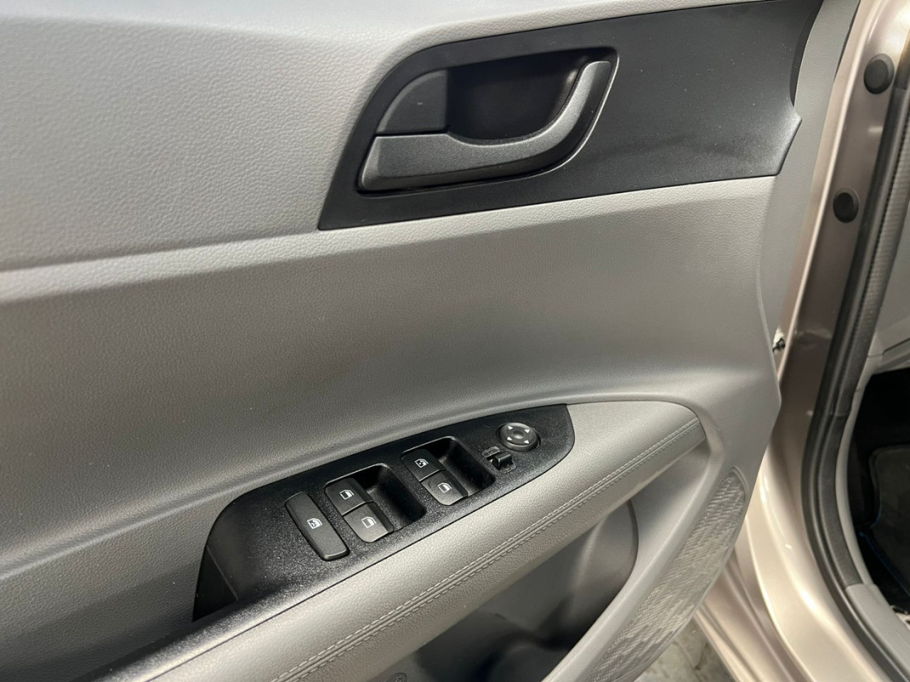 HB 20 Sedan 1.0 12V 4P FLEX VISION