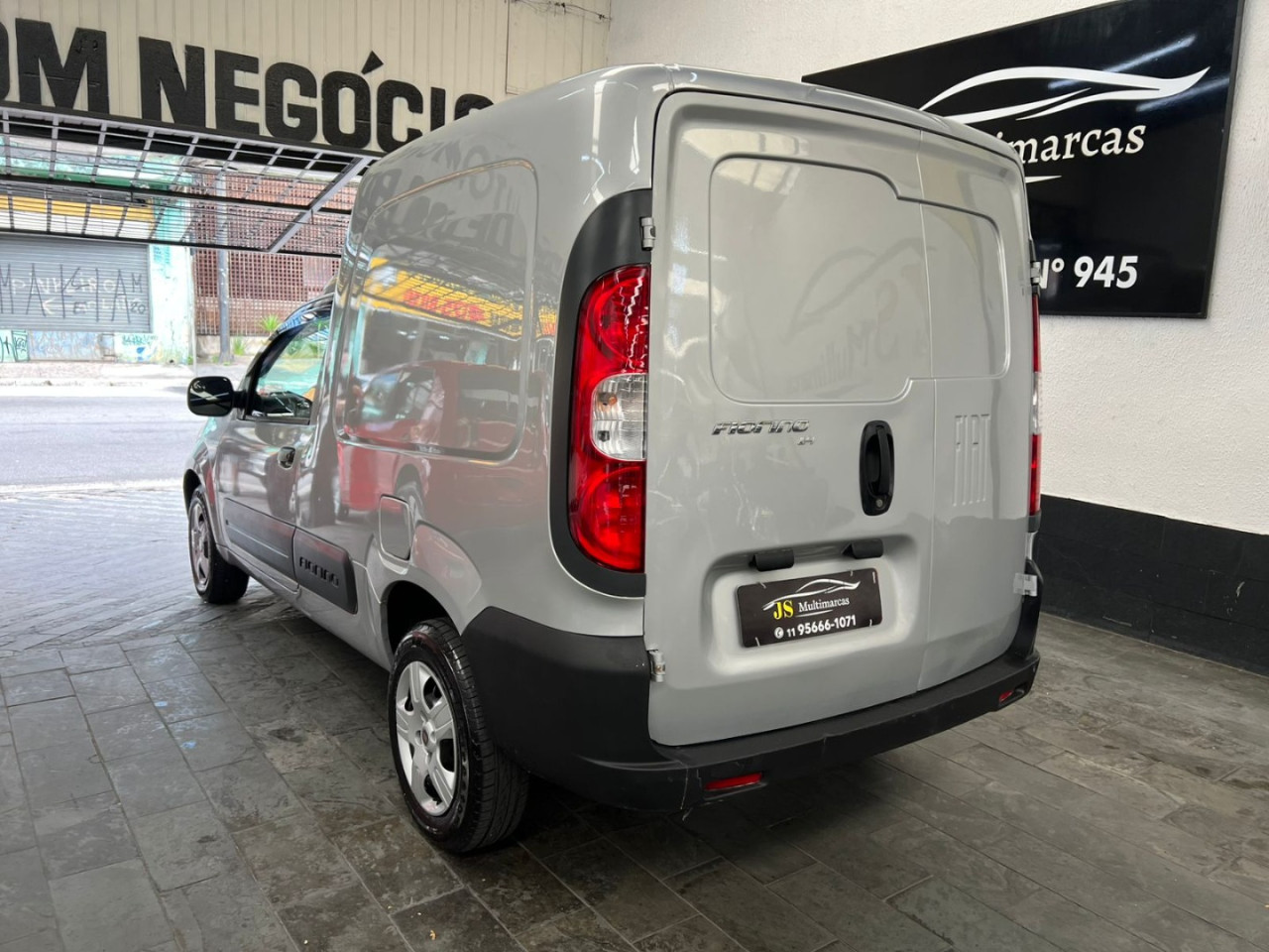 Fiorino Furgão 1.4 FLEX