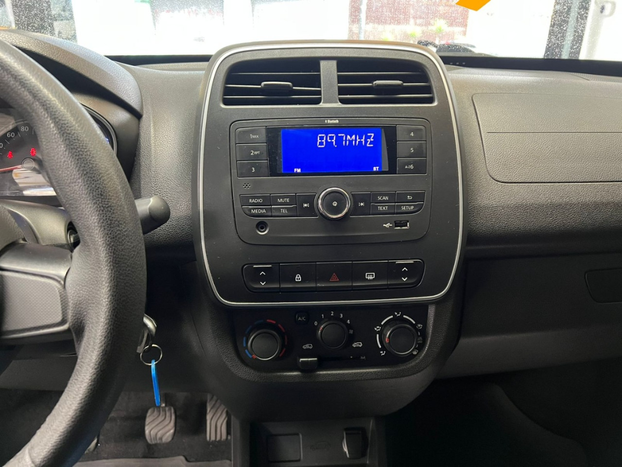 Kwid 1.0 12V 4P SCE FLEX ZEN
