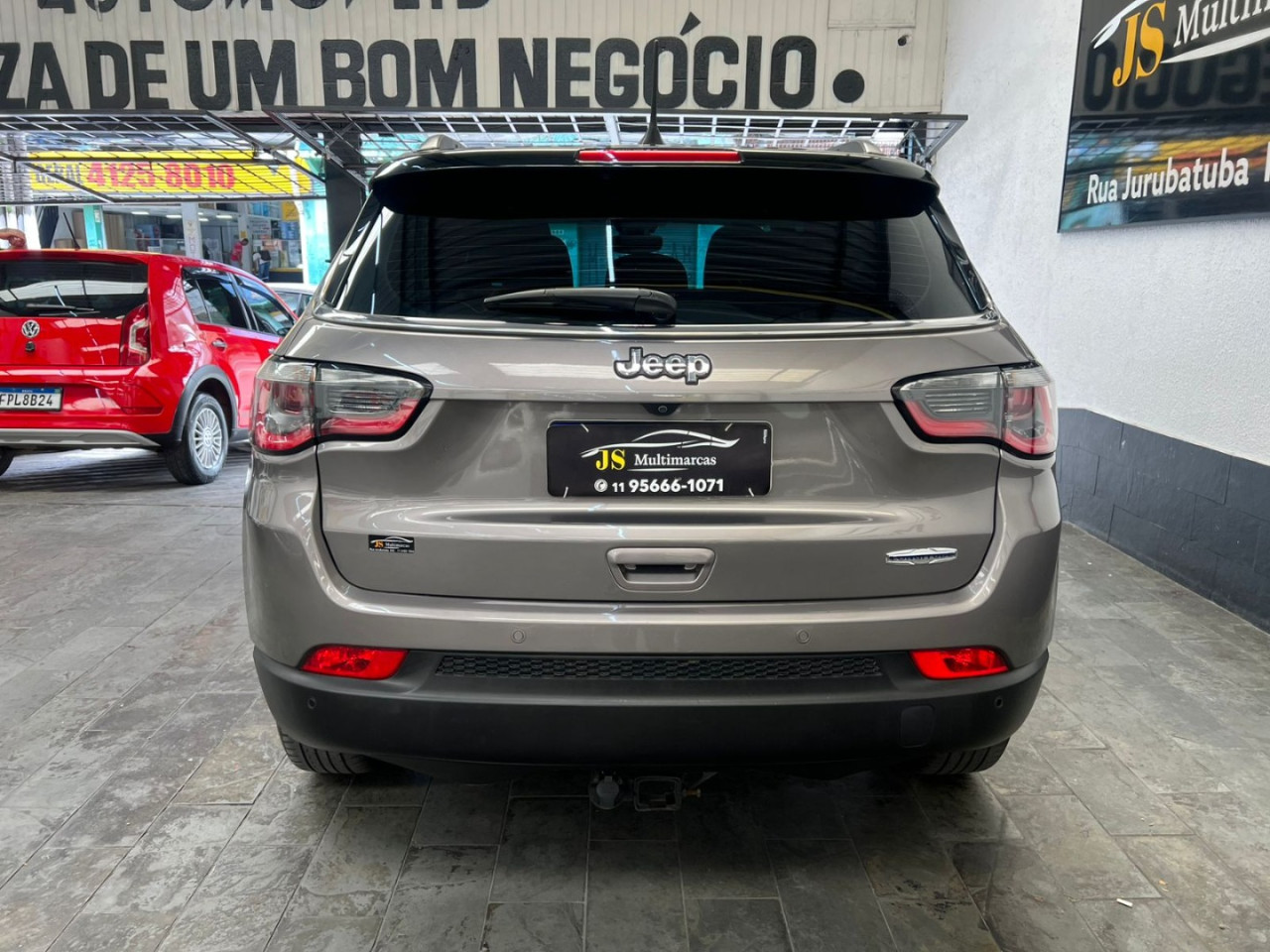 Compass 2.0 16V 4P LONGITUDE FLEX AUTOMÁTICO