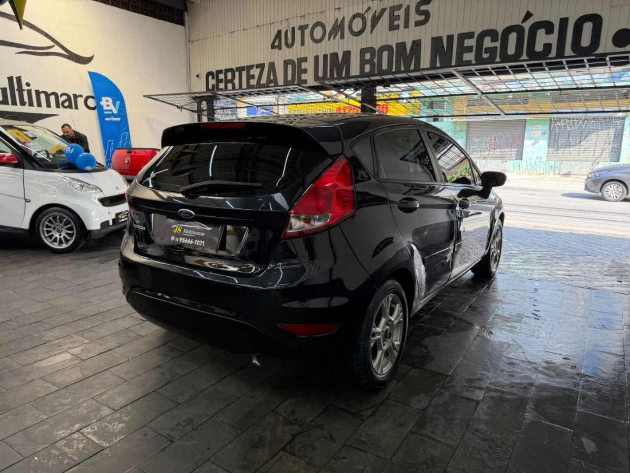 FORD Fiesta Hatch 1.6 16V 4P FLEX SE POWERSHIFT AUTOMÁTICO