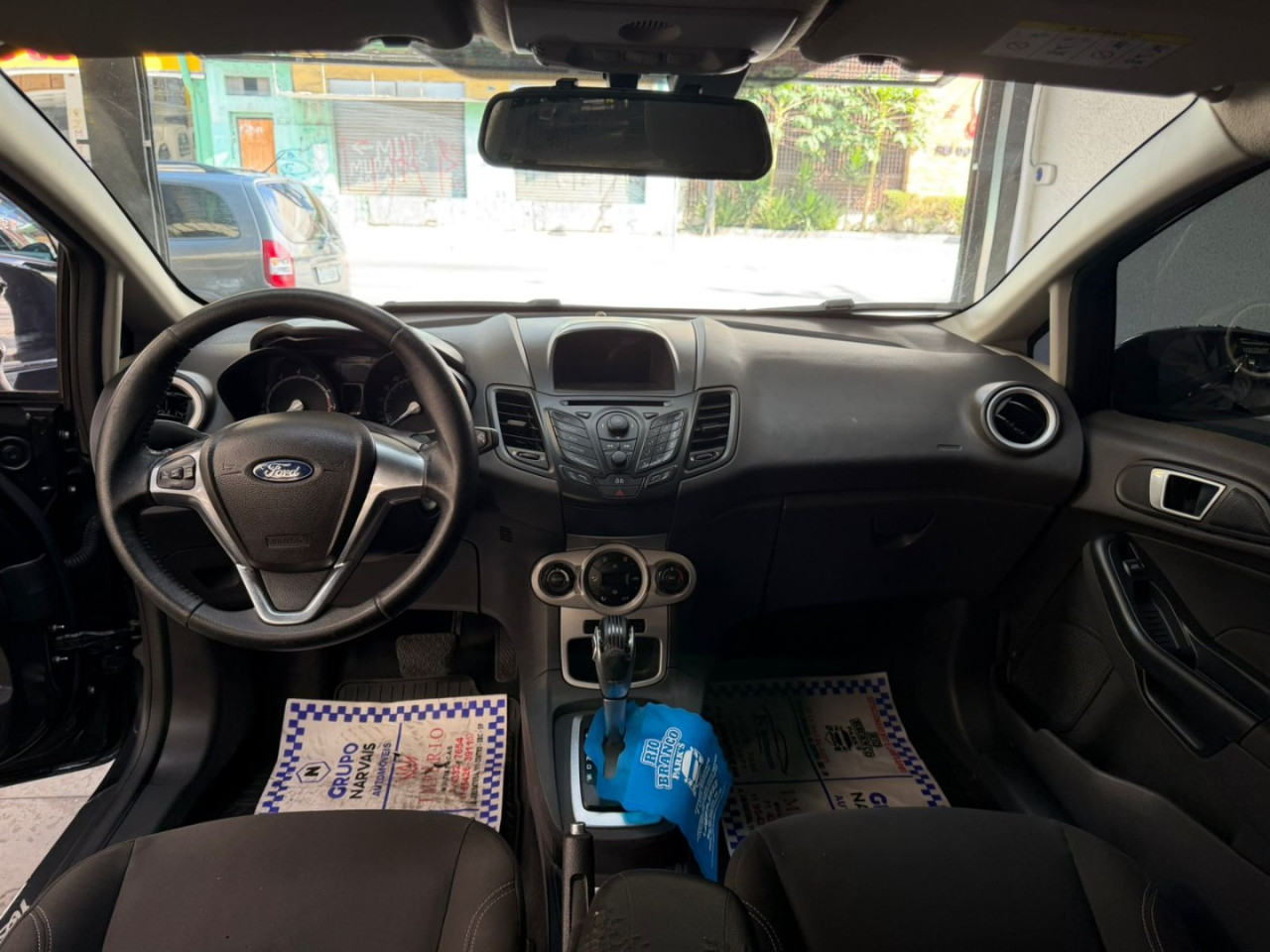 FORD Fiesta Hatch 1.6 16V 4P FLEX SE POWERSHIFT AUTOMÁTICO