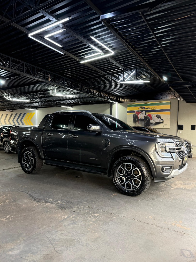 FORD Ranger 3.0 V6 4X4 LIMITED PLUS TURBO DIESEL CABINE DUPLA AUTOMÁTICO