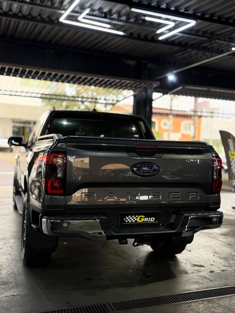 FORD Ranger 3.0 V6 4X4 LIMITED PLUS TURBO DIESEL CABINE DUPLA AUTOMÁTICO
