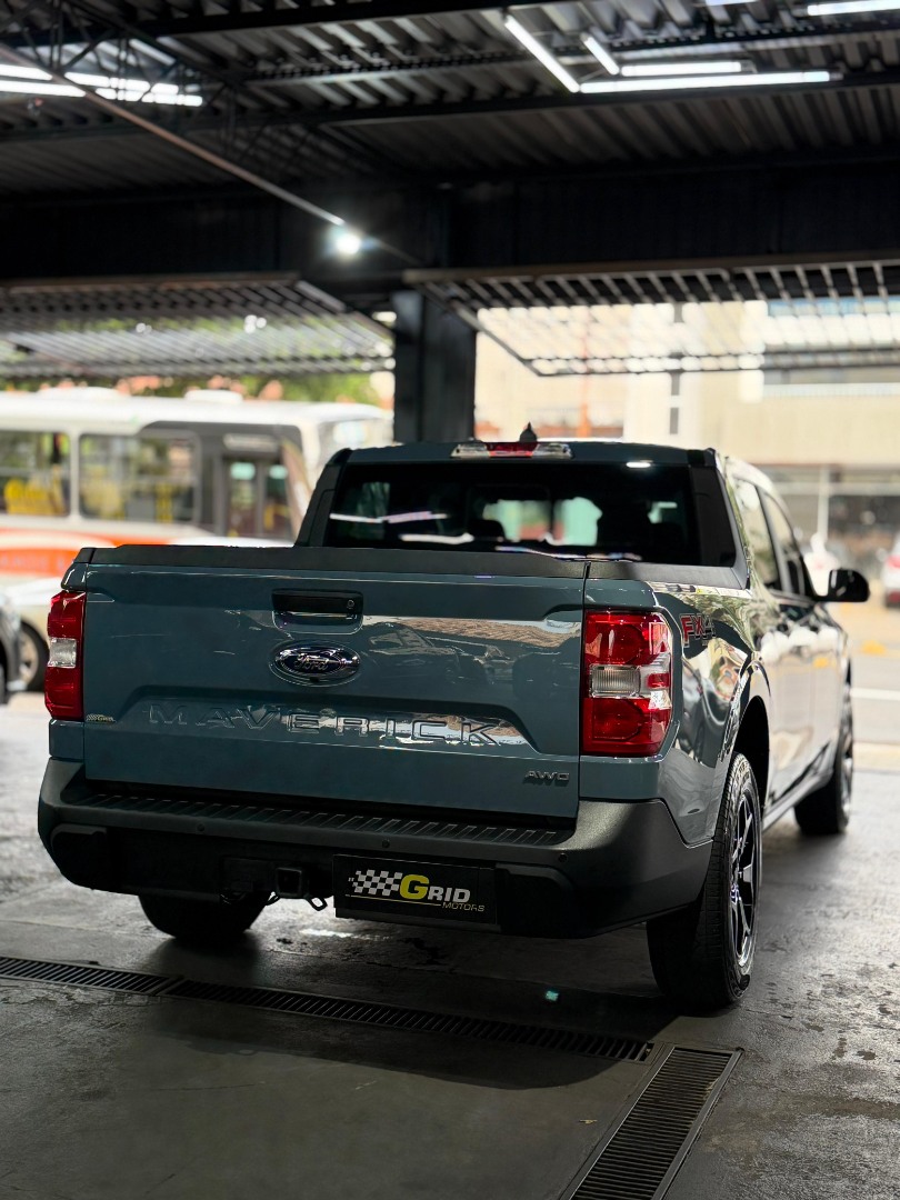 FORD Maverick Pick-up 2.0 4P ECOBOOST LARIAT FX4 AUTOMÁTICO