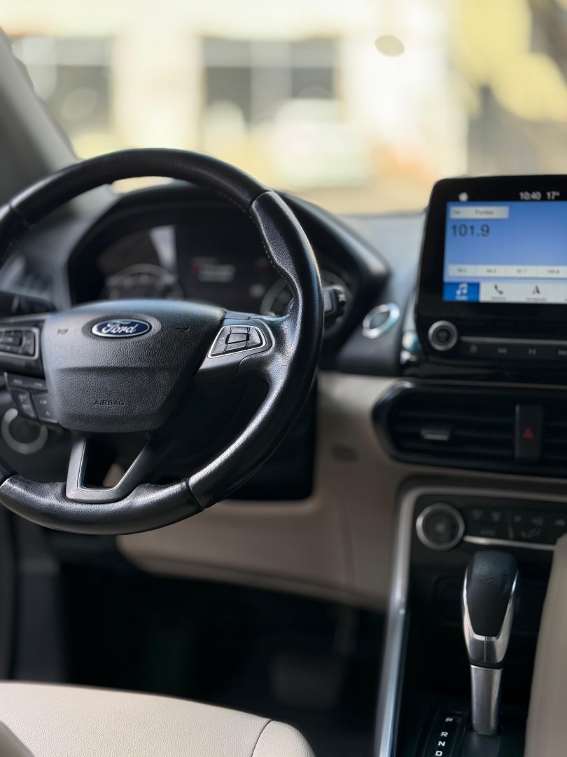 FORD Ecosport 2.0 16V 4P FLEX TITANIUM AUTOMÁTICO