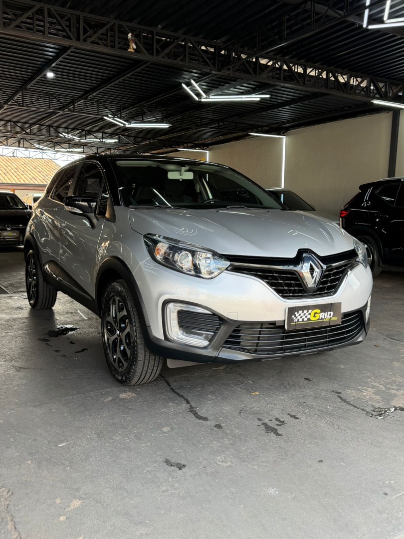 RENAULT Captur 1.6 16V 4P FLEX SCE LIFE X-TRONIC CVT