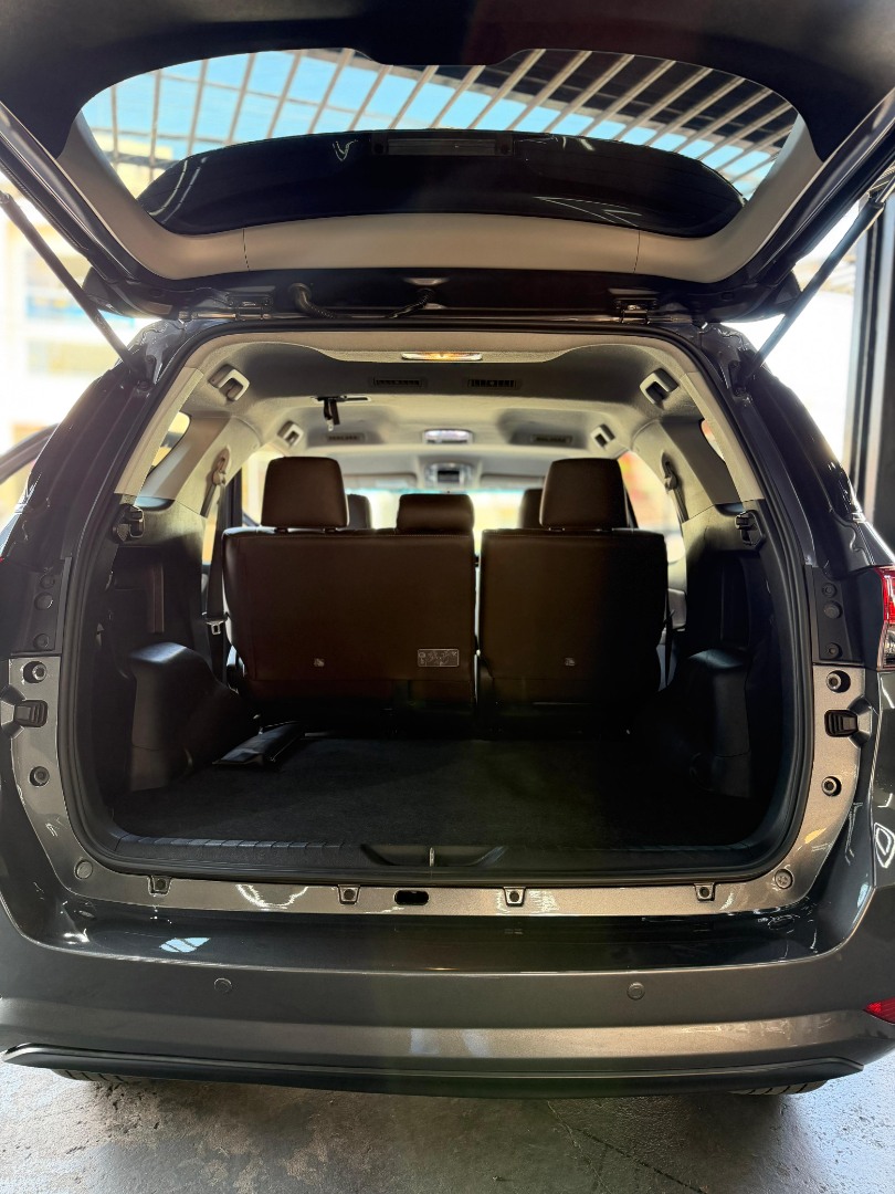 TOYOTA Hilux SW4 2.8 4P SRX 4X4 TURBO DIESEL AUTOMÁTICO