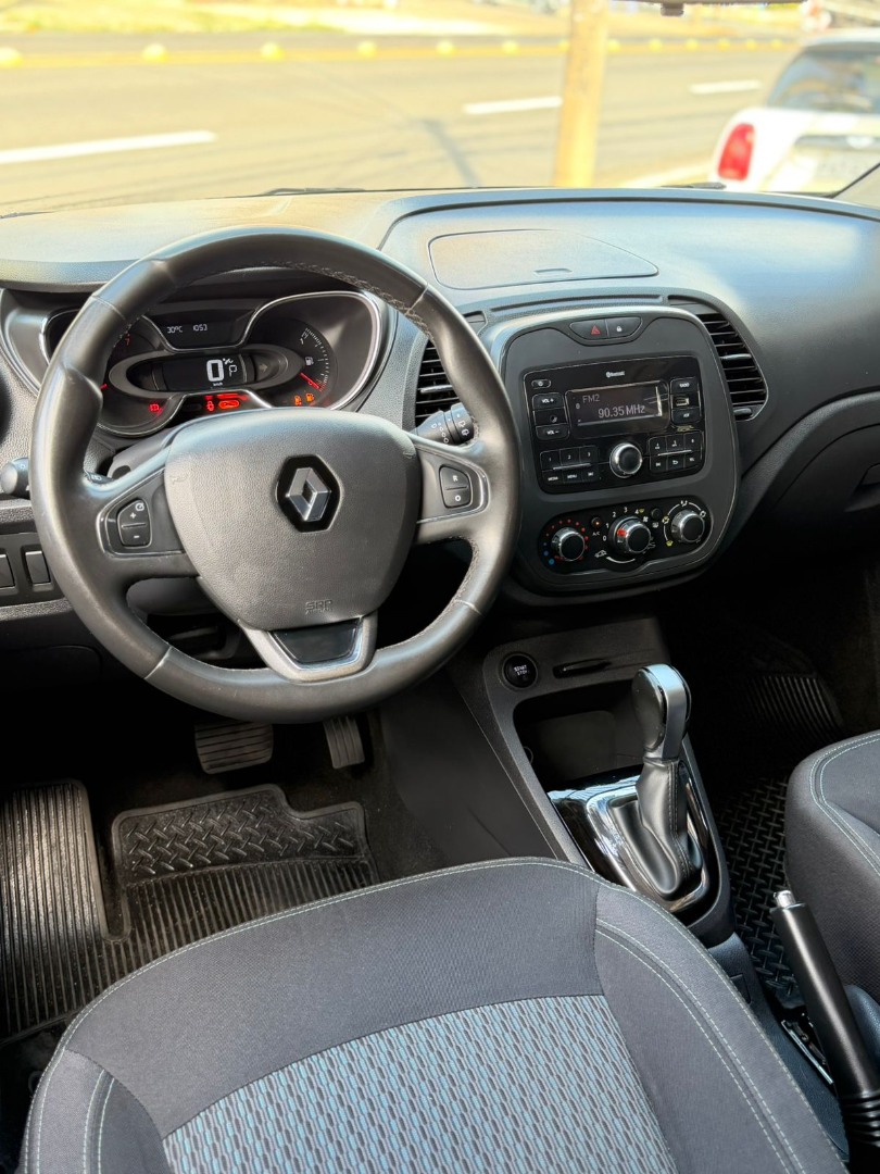 RENAULT Captur 1.6 16V 4P FLEX SCE LIFE X-TRONIC CVT