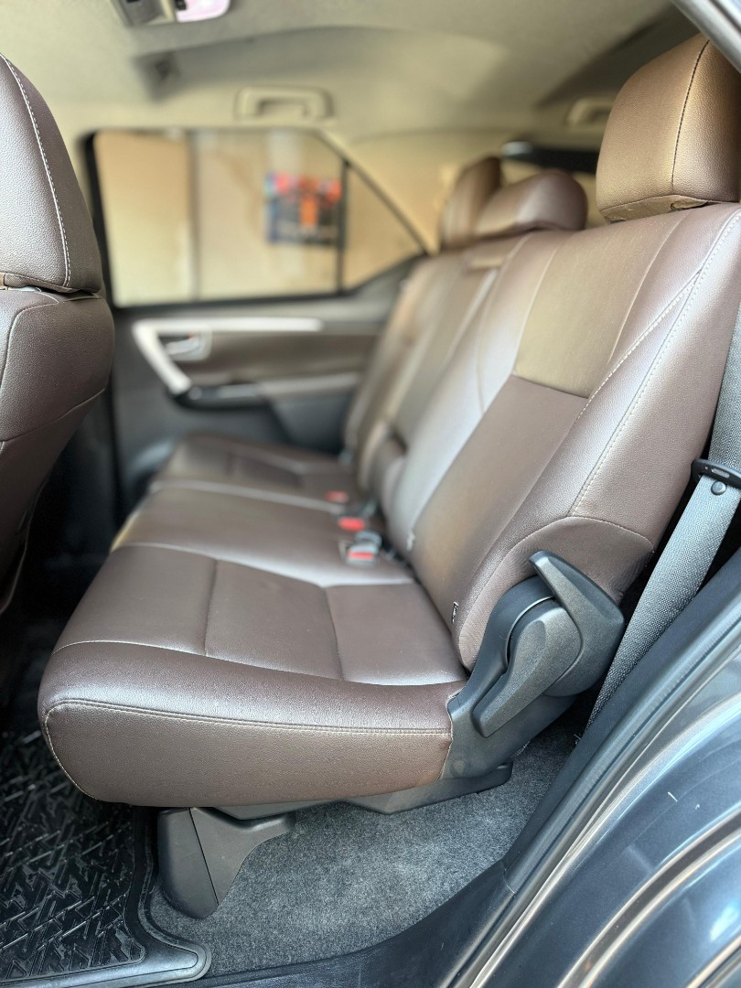 TOYOTA Hilux SW4 2.8 4P SRX 4X4 TURBO DIESEL AUTOMÁTICO