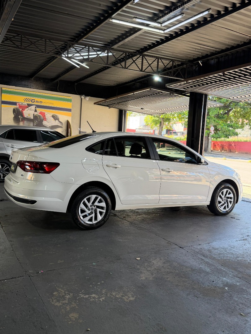 VOLKSWAGEN Virtus 1.6 4P MSI FLEX AUTOMÁTICO