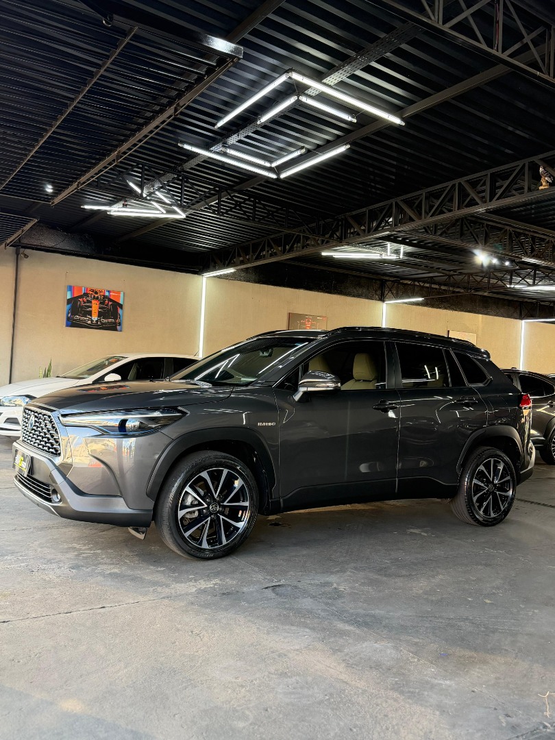 TOYOTA Corolla Cross 1.8 16V 4P FLEX VVT-I HYBRID XRX AUTOMÁTICO CVT