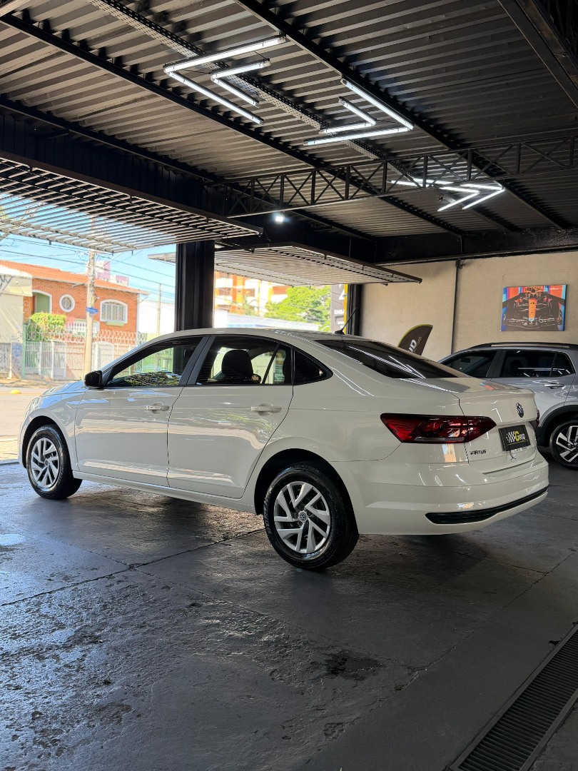VOLKSWAGEN Virtus 1.6 4P MSI FLEX AUTOMÁTICO