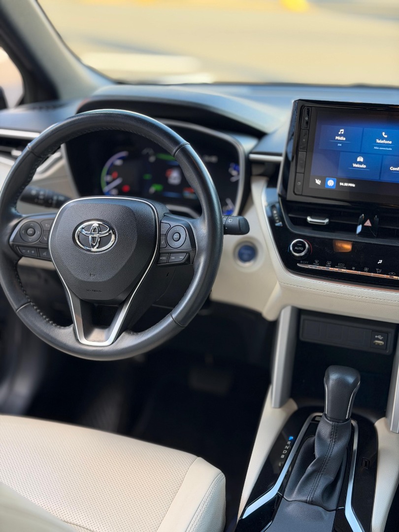 TOYOTA Corolla Cross 1.8 16V 4P FLEX VVT-I HYBRID XRX AUTOMÁTICO CVT