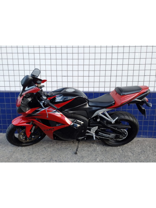HONDA CBR 600 RR Modelo sem Versão