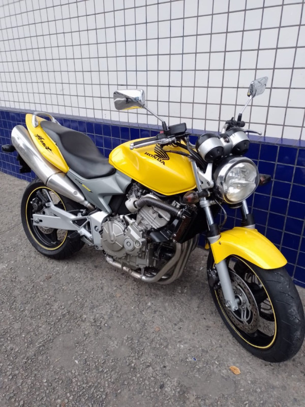 CB 600 F HORNET SEM ABS
