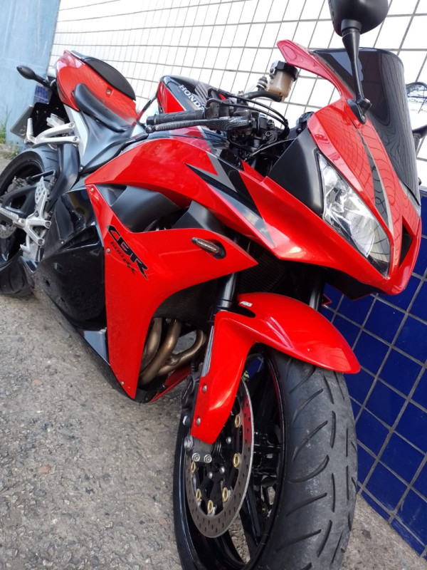 HONDA CBR 600 RR Modelo sem Versão