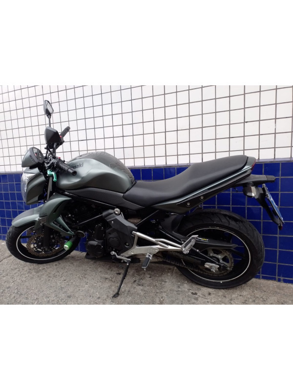 KAWASAKI ER-6N 650 Modelo sem Versão