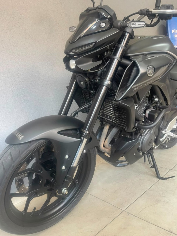 YAMAHA MT-03 300 ABS