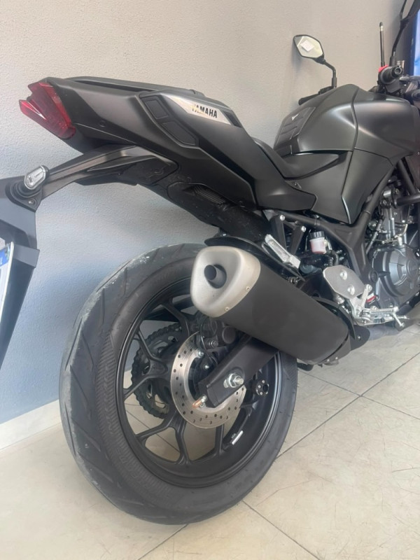 YAMAHA MT-03 300 ABS