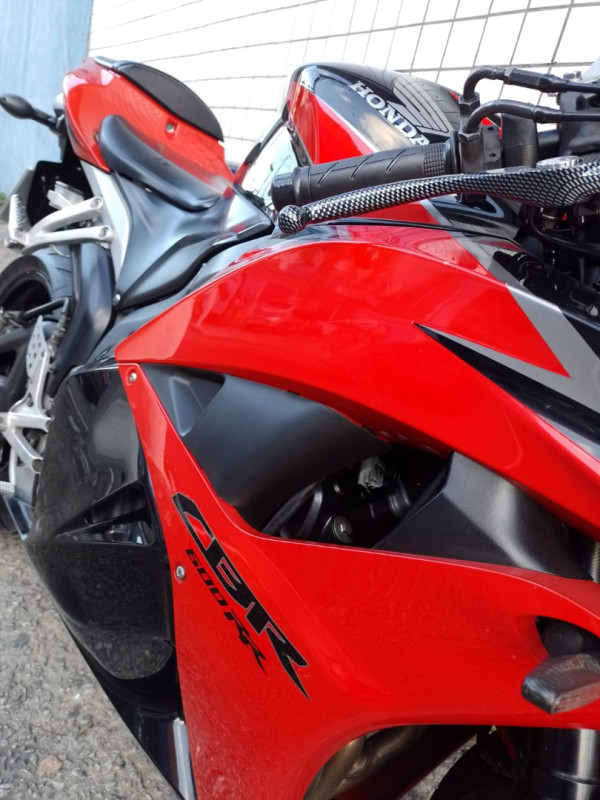 HONDA CBR 600 RR Modelo sem Versão
