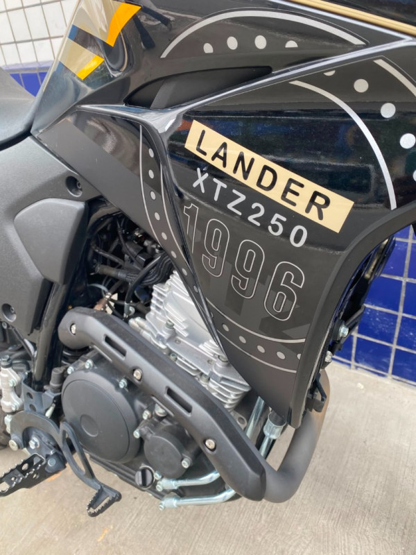 YAMAHA XTZ 250 LANDER
