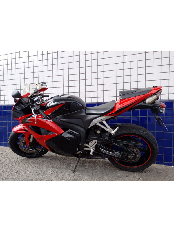 HONDA CBR 600 RR Modelo sem Versão